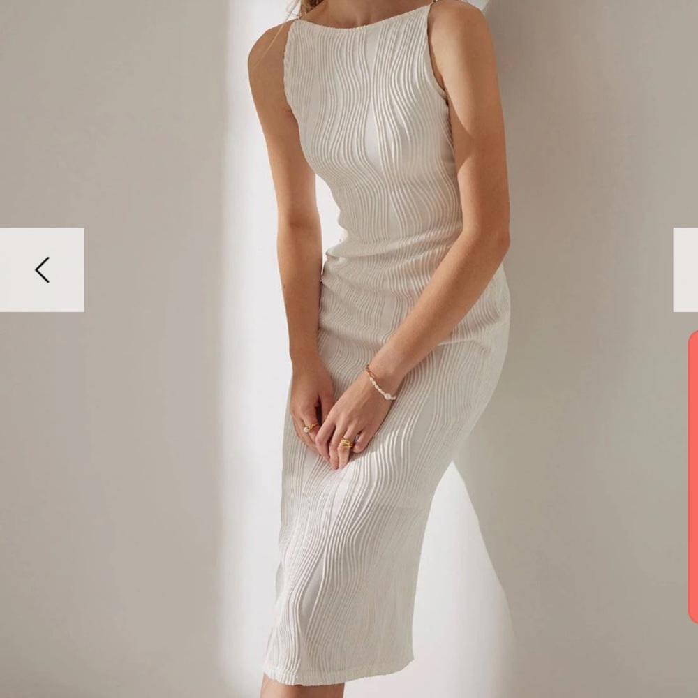NWOT Rihoas Water Ripple Textured Cami Dress